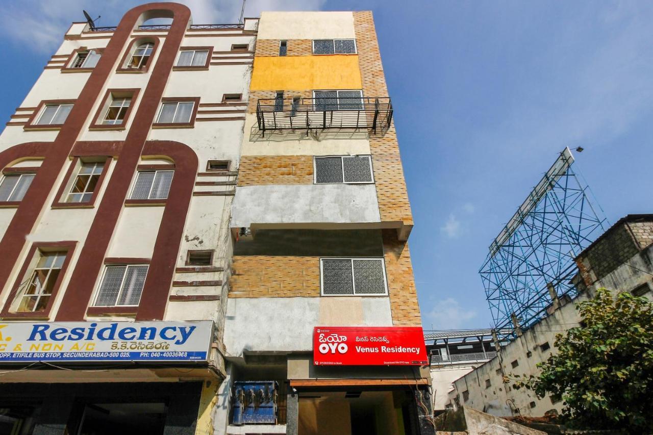 Отель Oyo 66942 Venus Residency Lalaguda Экстерьер фото