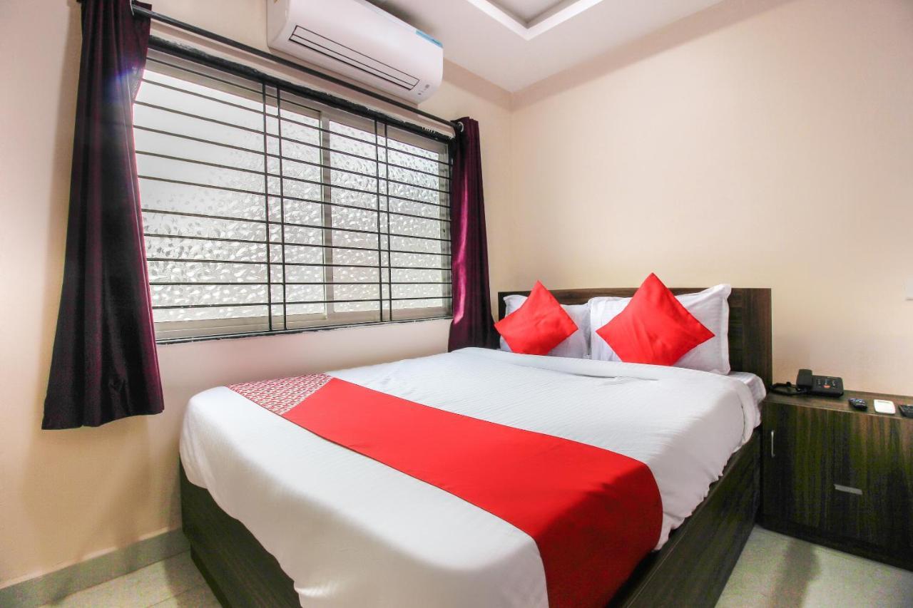 Отель Oyo 66942 Venus Residency Lalaguda Экстерьер фото