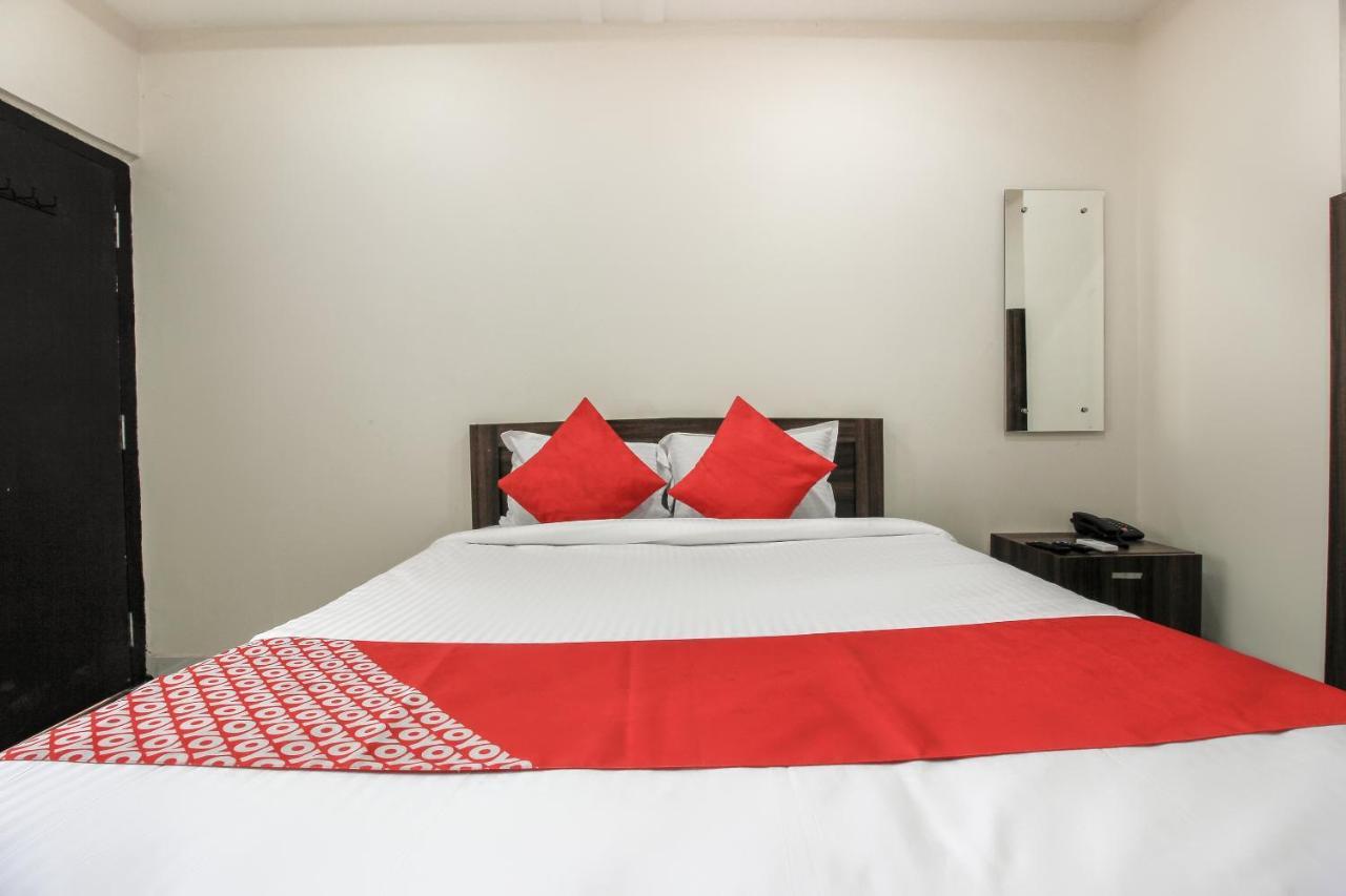 Отель Oyo 66942 Venus Residency Lalaguda Экстерьер фото